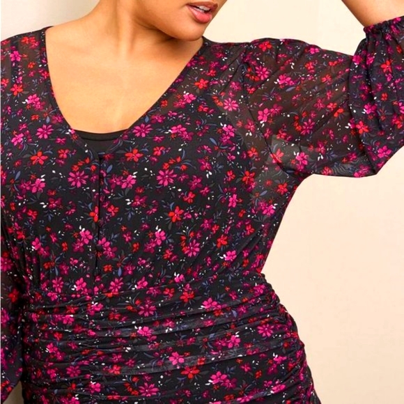 ❤️NWT VINTAGE TORRID MESH BUTTON RUCHED MINI DRESS - FLORAL PRINT - SIZE 4X - Picture 4 of 12